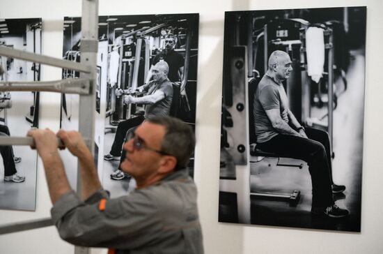 Opening Igor Ganzha's exhibition "Pozner. Big Portrait"