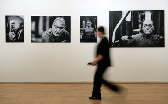 Opening Igor Ganzha's exhibition "Pozner. Big Portrait"