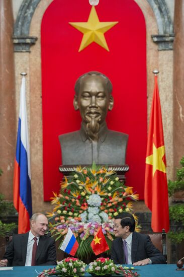 Vladimir Putin's official visit to Vietnam