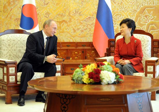 Vladimir Putin's official visit to South Korea