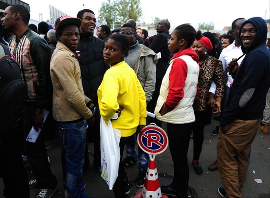 People line for Georgian citizenship in Tbilisi