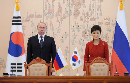Vladimir Putin's official visit to South Korea