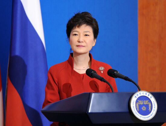 Vladimir Putin's official visit to South Korea