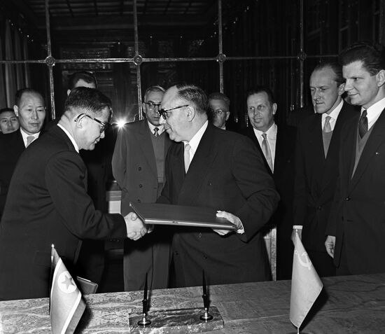 Signing of Protocol on Trade between USSR and DPRK