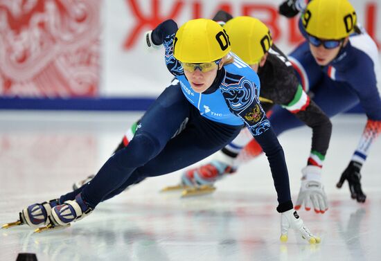 ISU World Cup Short Track. Women. 1000m