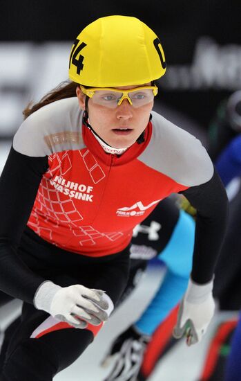 ISU World Cup Short Track. Women. 1000m