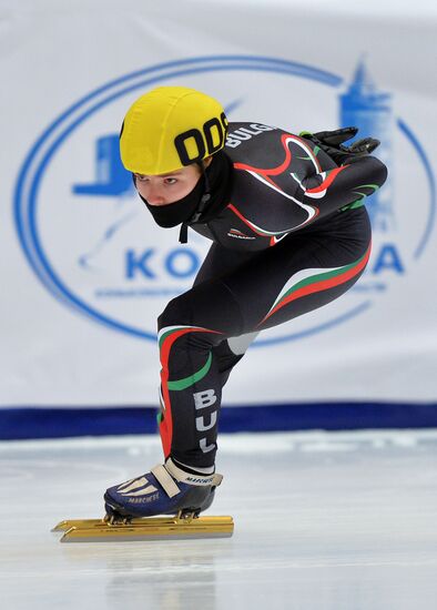 ISU World Cup Short Track. Women. 1000m