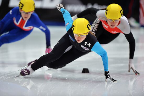 ISU World Cup Short Track. Women. 1000m