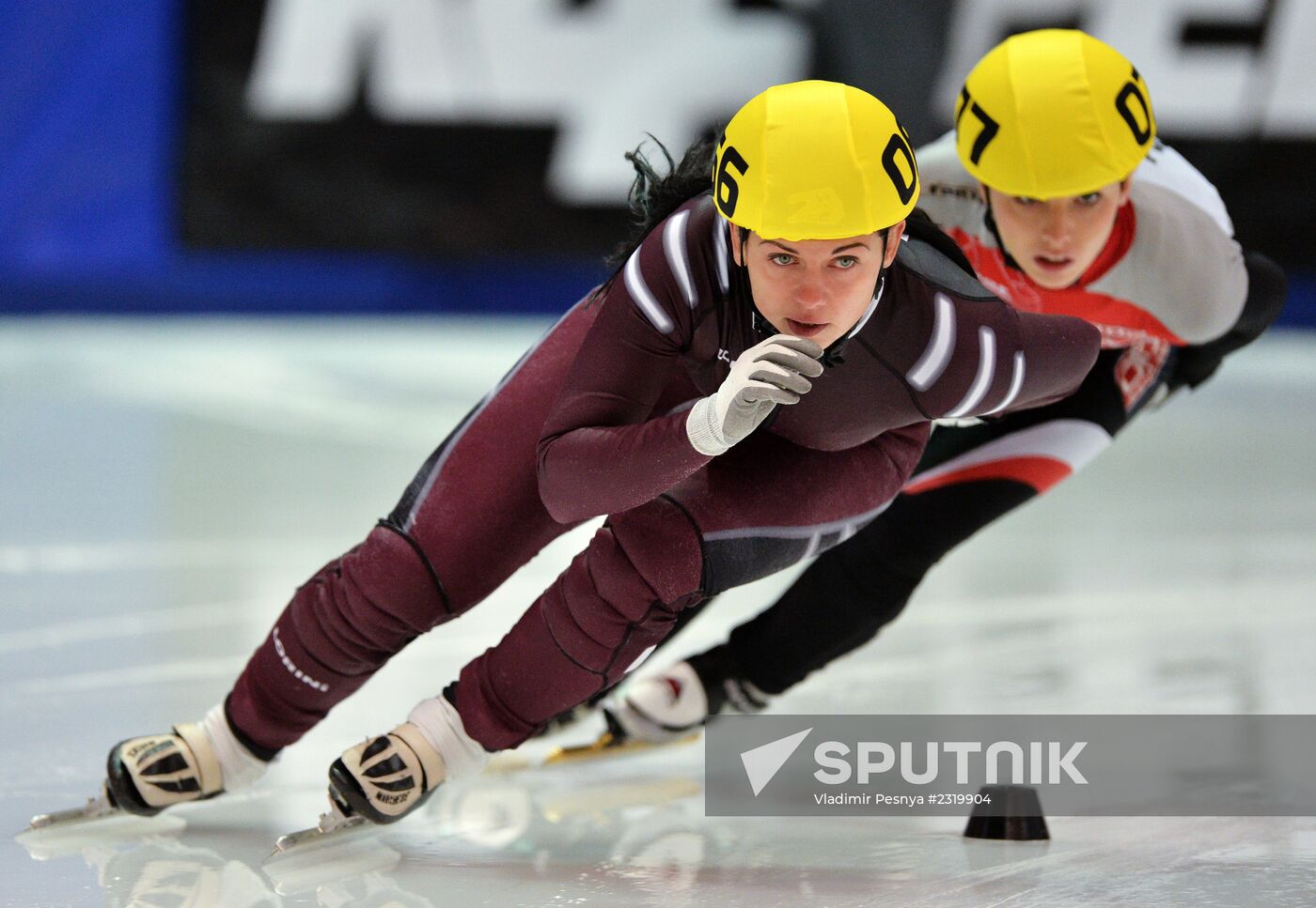 ISU World Cup Short Track. Women. 1000m