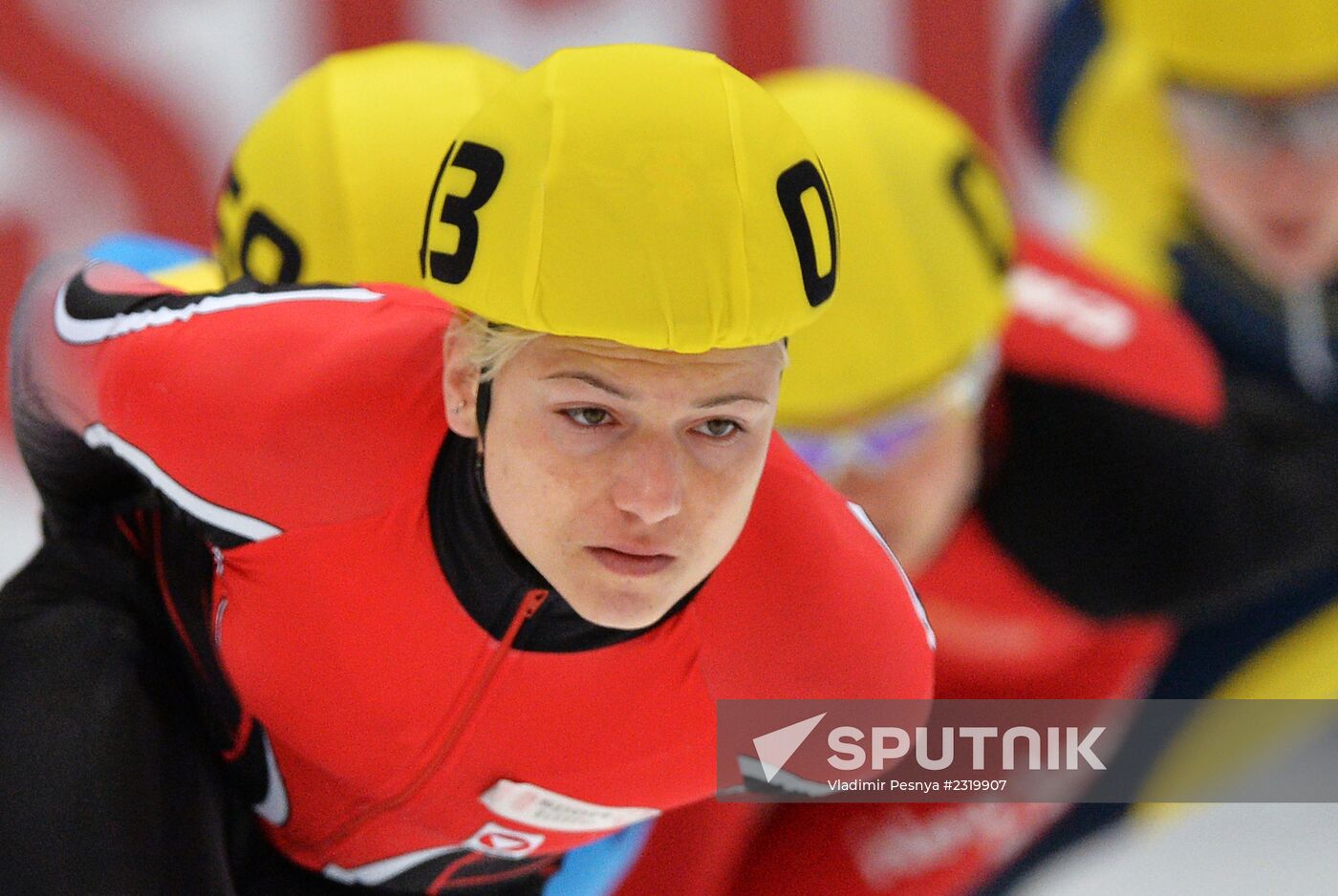 ISU World Cup Short Track. Women. 1000m