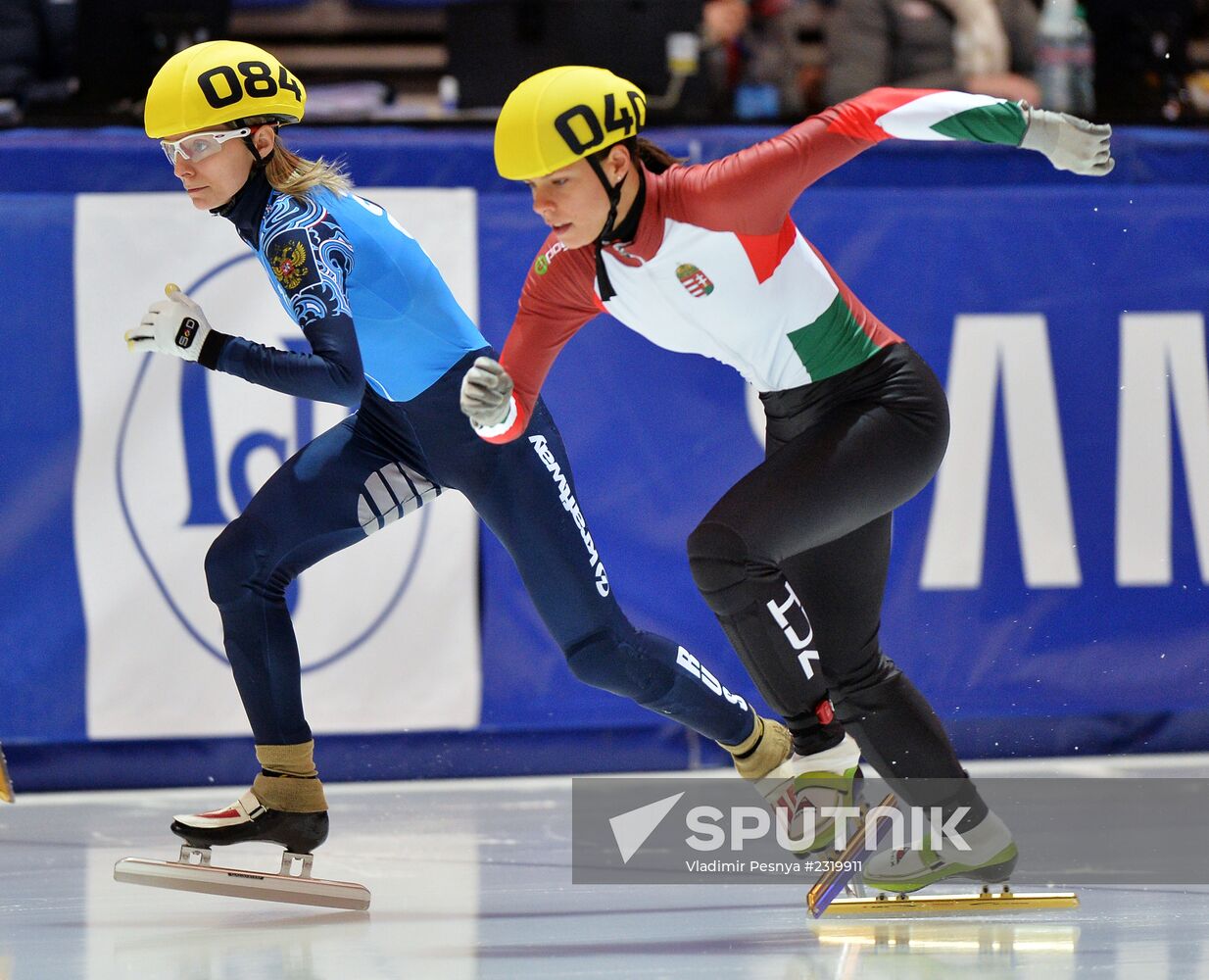 ISU World Cup Short Track. Women. 1000m