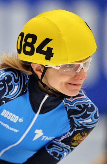 ISU World Cup Short Track. Women. 1000m