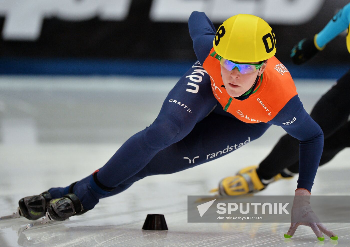 ISU World Cup Short Track. Women. 1000m