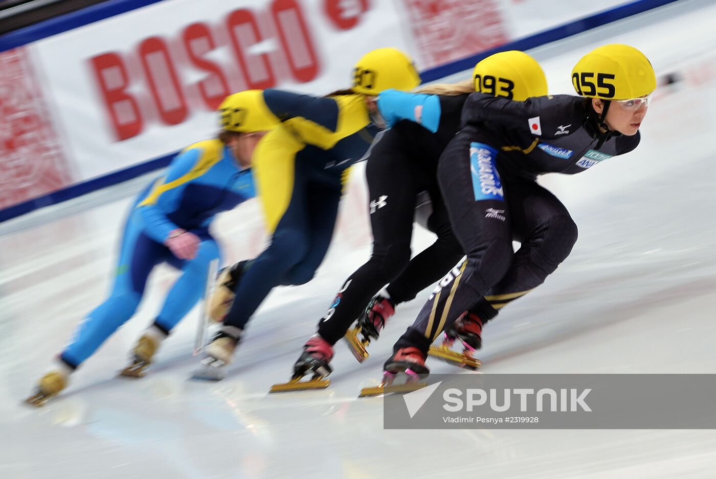 ISU World Cup Short Track. Women. 1000m