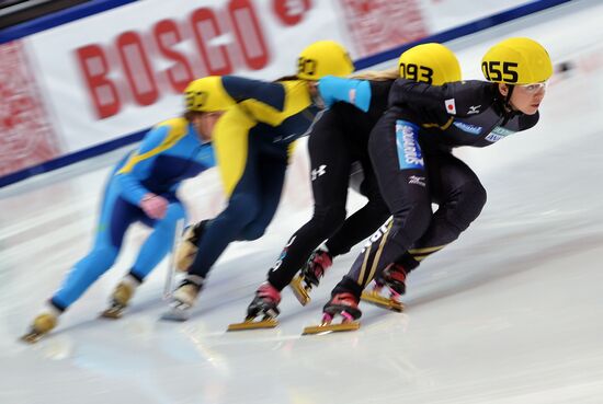 ISU World Cup Short Track. Women. 1000m