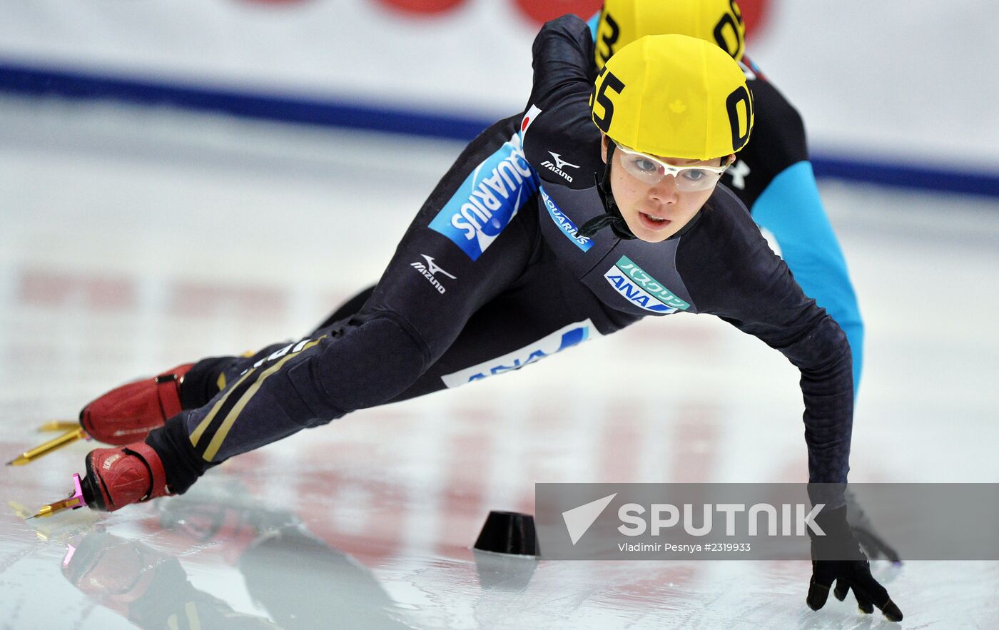 ISU World Cup Short Track. Women. 1000m