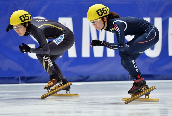 ISU World Cup Short Track. Women. 1000m