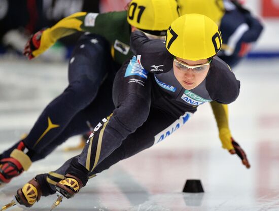 ISU World Cup Short Track. Women. 1000m
