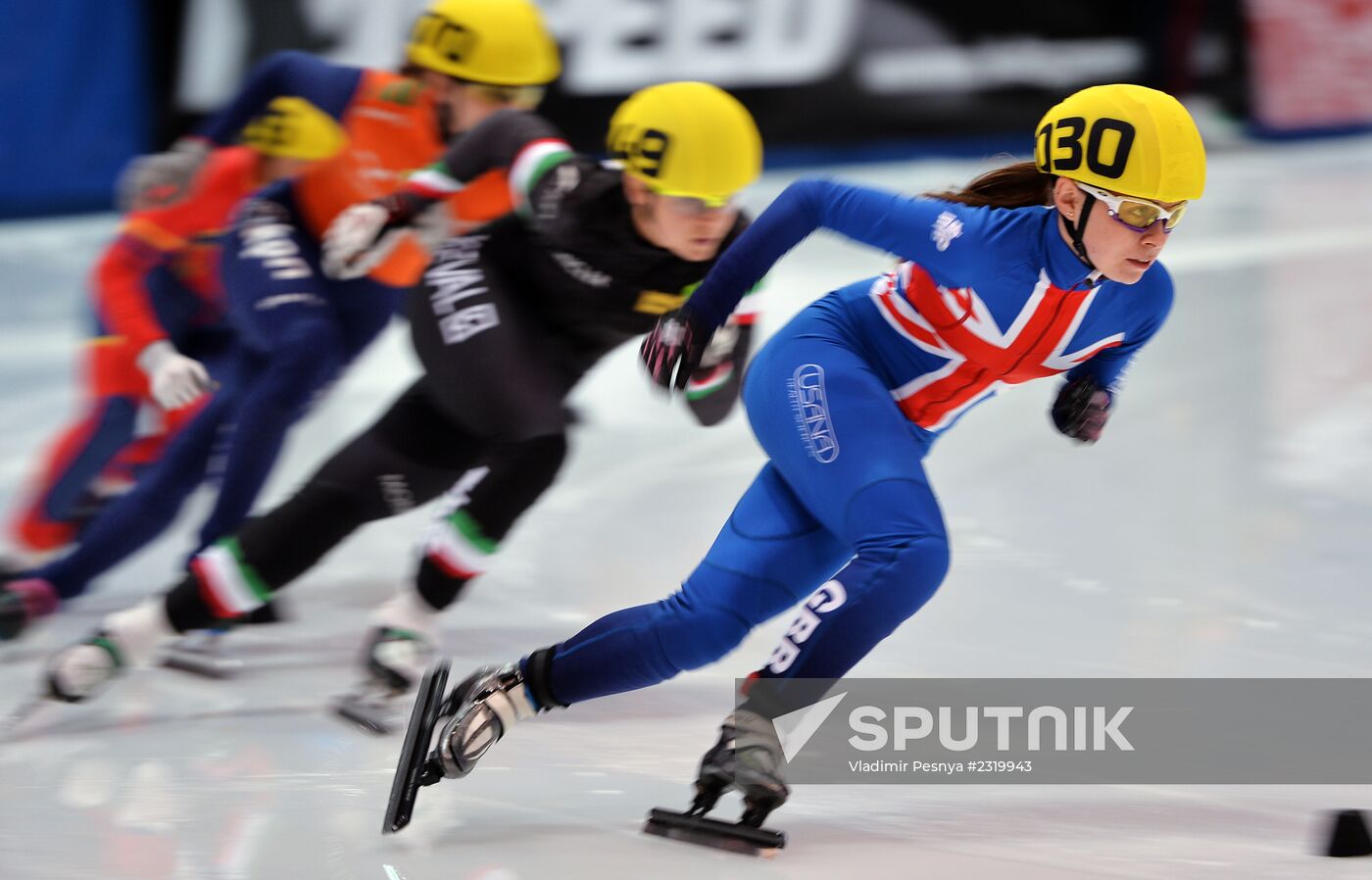 ISU World Cup Short Track. Women. 1000m