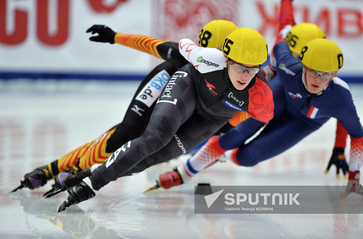 ISU World Cup Short Track. Women. 1000m