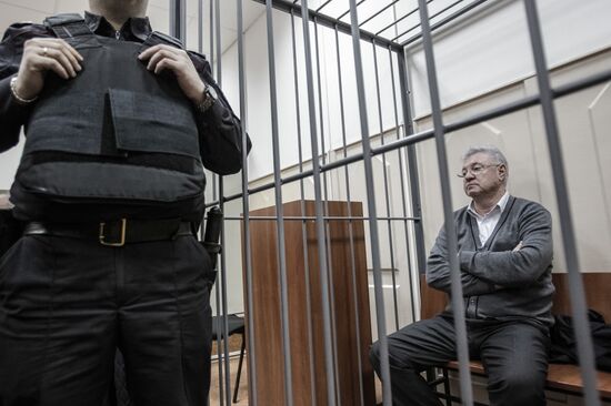 Basmanny Court considers pre-trial restrictions for Astrakhan Mayor