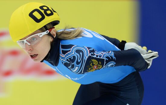 ISU World Cup Short Track. Women. 1000m