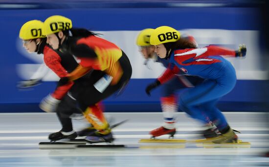 ISU World Cup Short Track. Women. 1000m