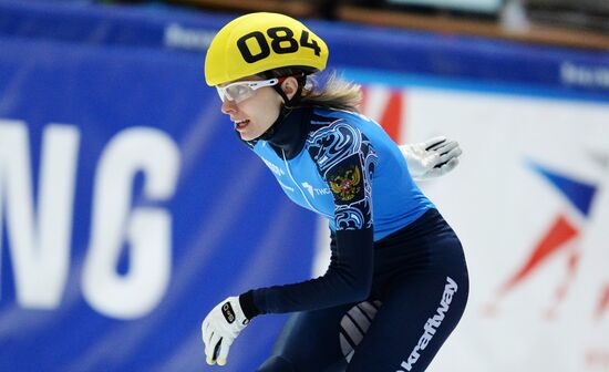 ISU World Cup Short Track. Women. 1000m