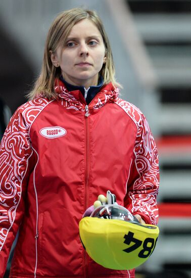 ISU World Cup Short Track. Women. 1000m