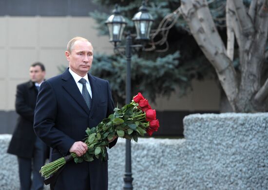 Vladimir Putin visits Ryazan Airborne School