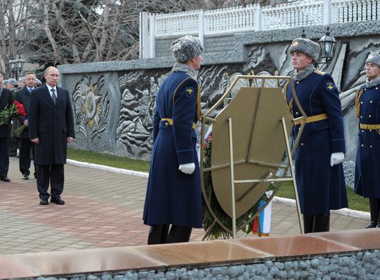 Vladimir Putin visits Ryazan Airborne School