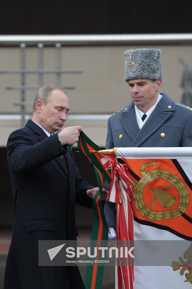 Vladimir Putin visits Ryazan Airborne School