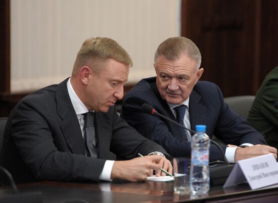 Vladimir Putin visits Ryazan Airborne School