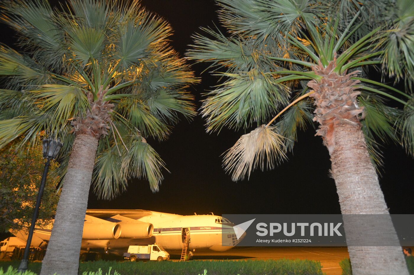 Russian plane with humanitarian aid arrives in Syria