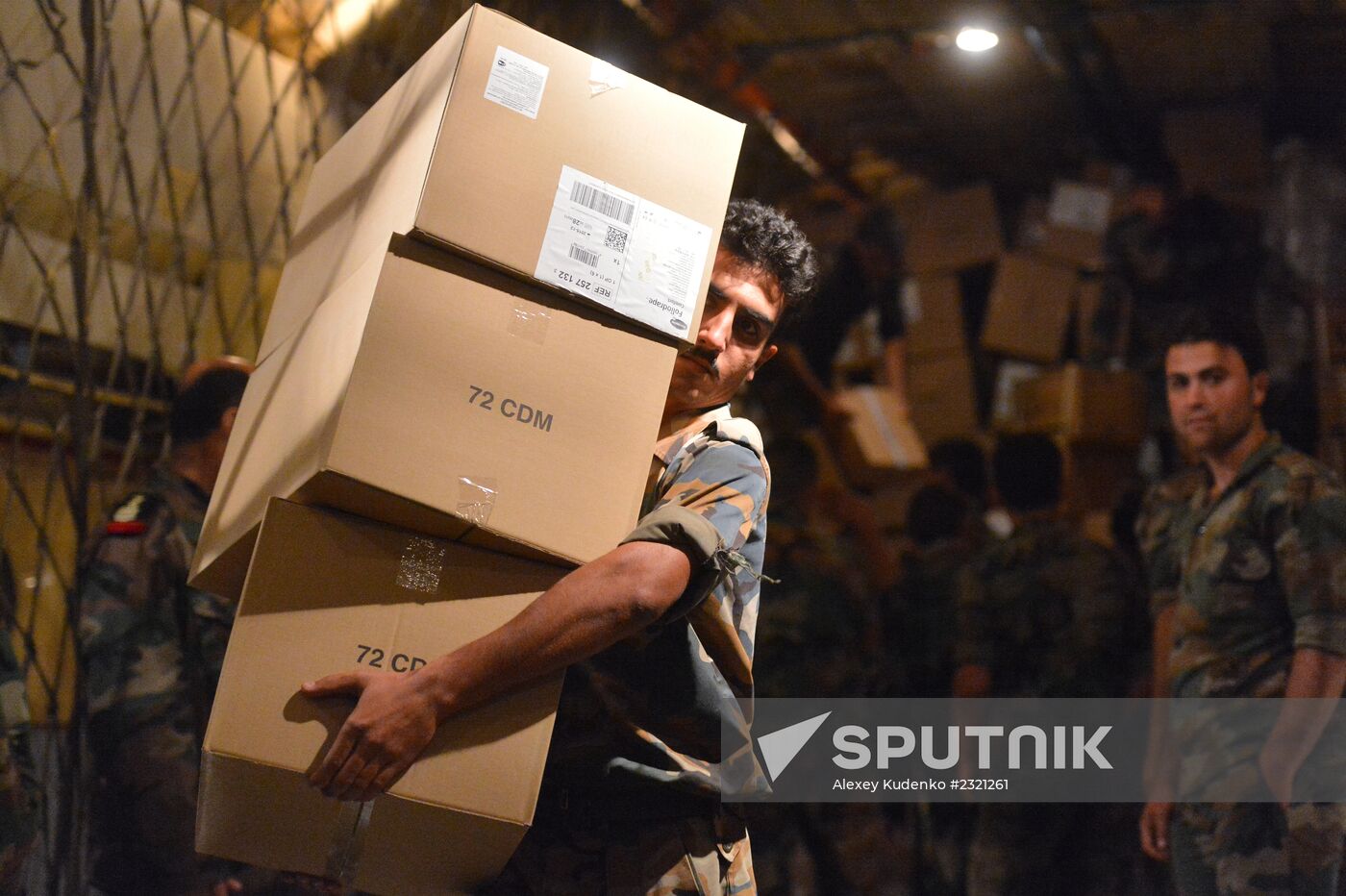 Russian plane with humanitarian aid arrives in Syria