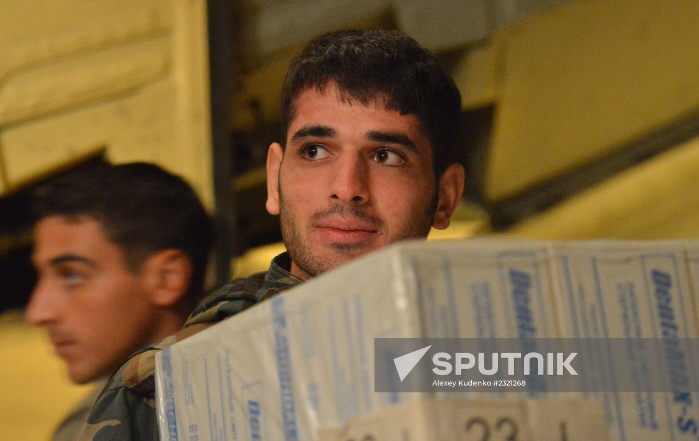 Russian plane with humanitarian aid arrives in Syria