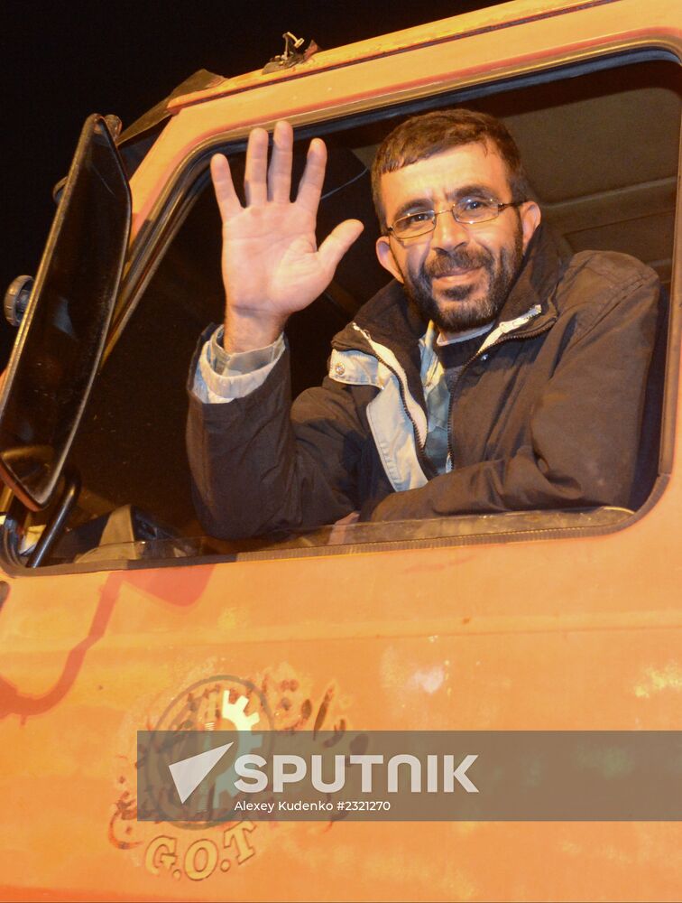 Russian plane with humanitarian aid arrives in Syria