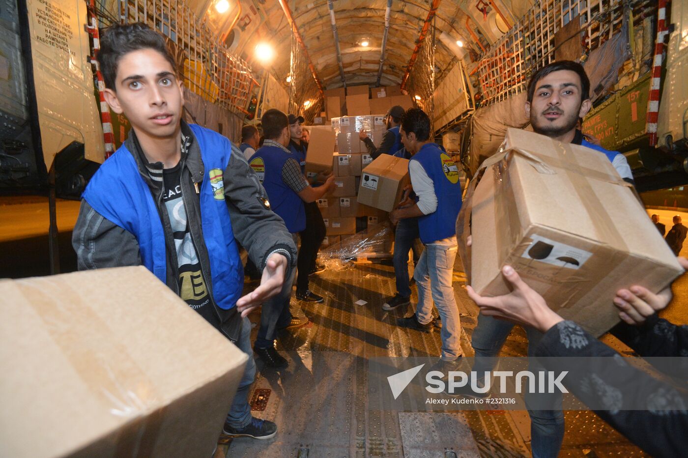 Russian plane with humanitarian aid arrives in Syria