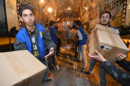 Russian plane with humanitarian aid arrives in Syria