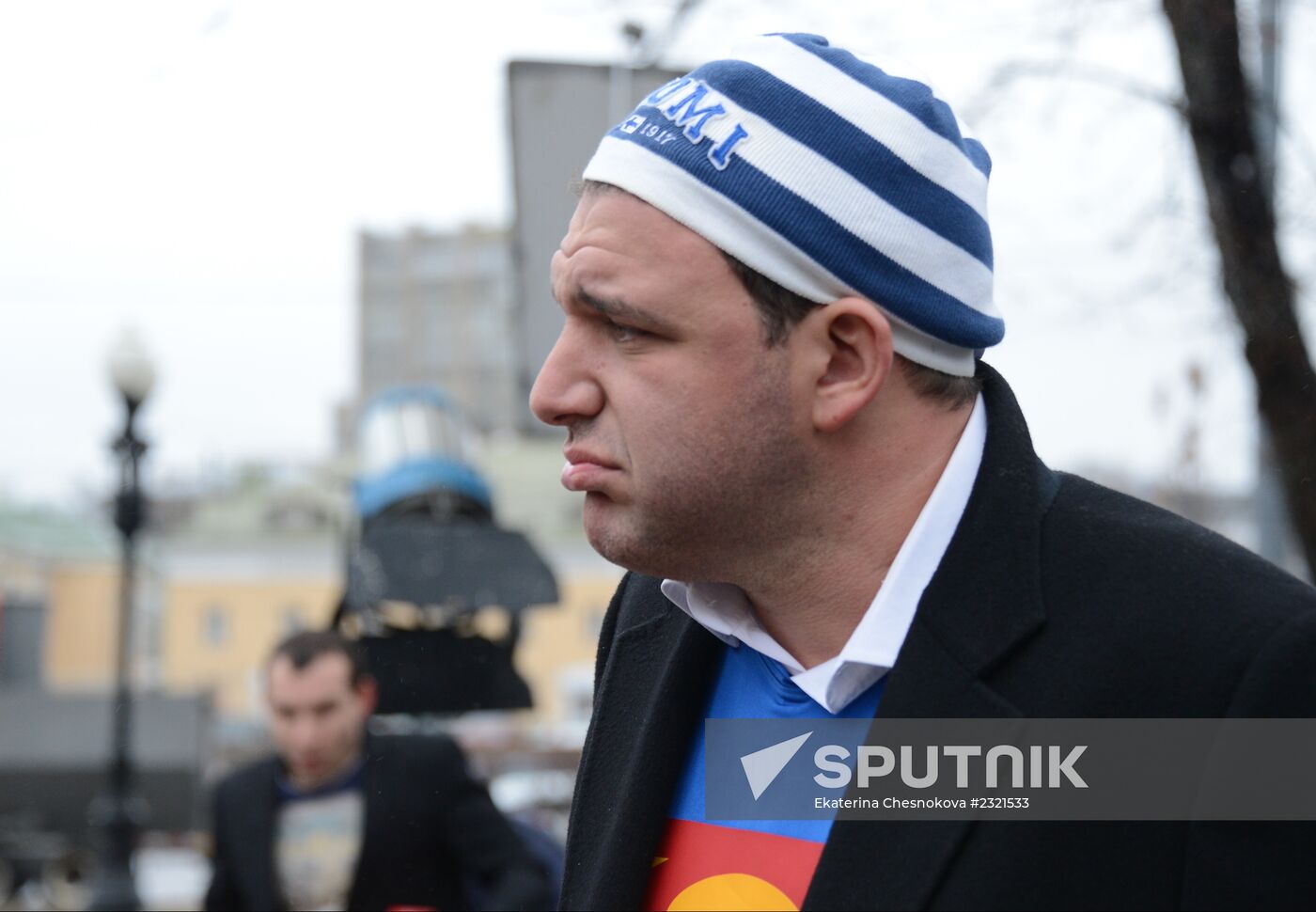 Filming final scene of movie "Congratulations to Men on Women's Day!"