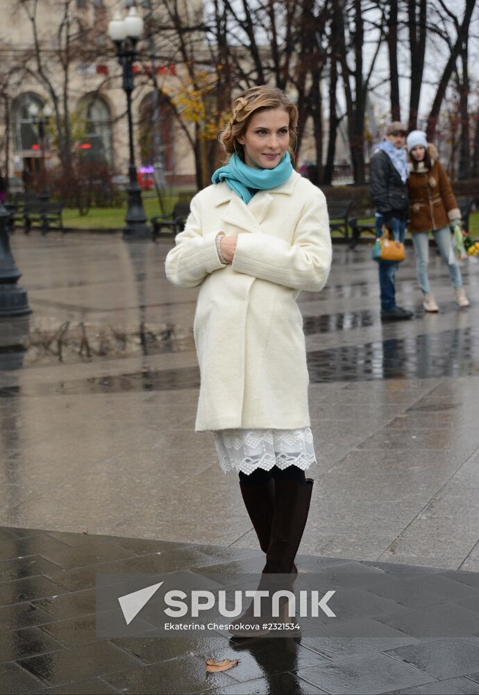 Filming final scene of movie "Congratulations to Men on Women's Day!"