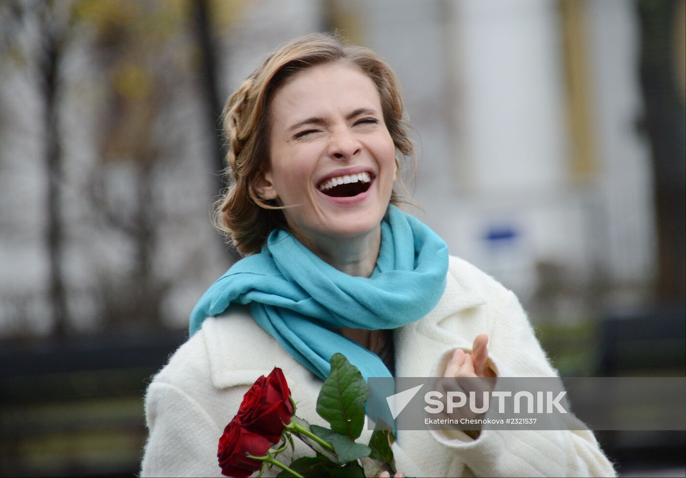 Filming final scene of movie "Congratulations to Men on Women's Day!"