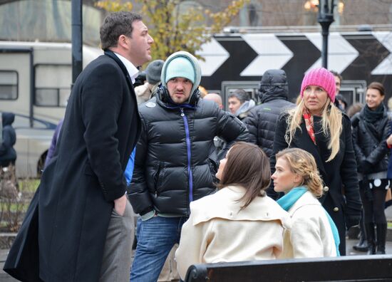 Filming final scene of movie "Congratulations to Men on Women's Day!"