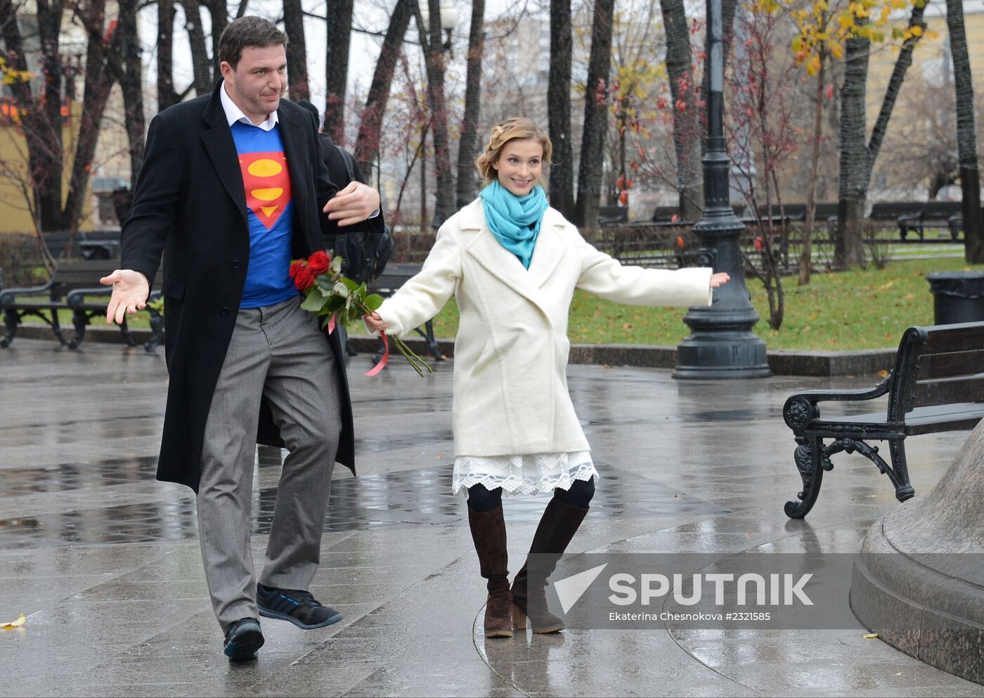 Filming final scene of movie "Congratulations to Men on Women's Day!"