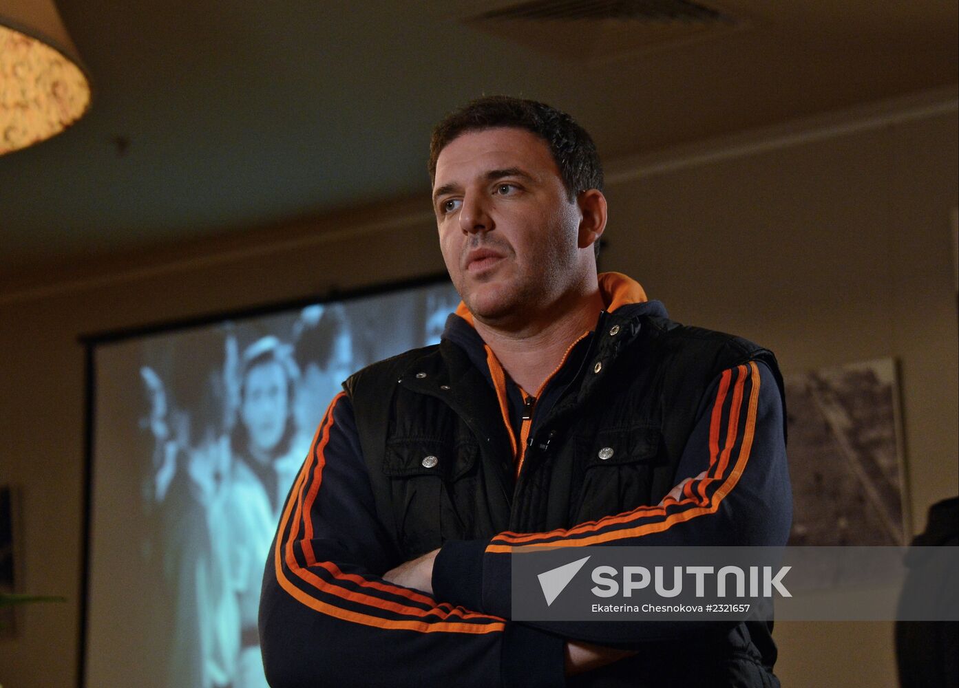 Filming final scene of movie "Congratulations to Men on Women's Day!"