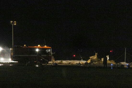 Passenger aircraft crashes during landing at Kazan airport, many dead