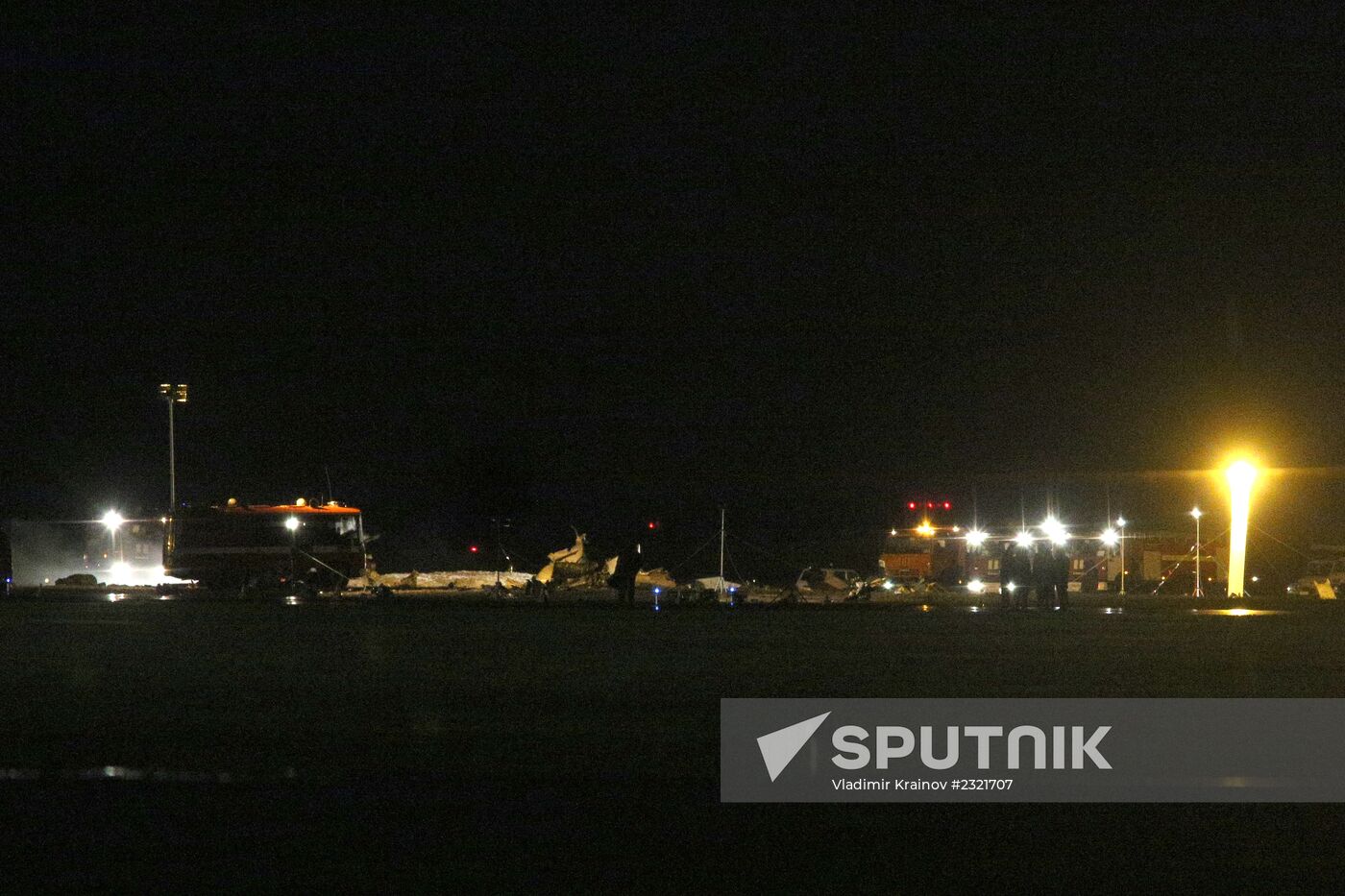 Passenger aircraft crashes during landing at Kazan airport, many dead