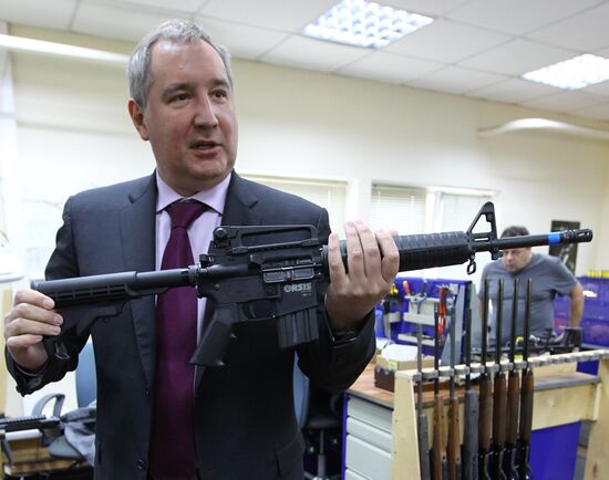 Dmitry Medvedev visits Promtechnologies Group