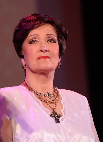 People's Artist of RSFSR Zinaida Kiriyenko celebrates her jubilee