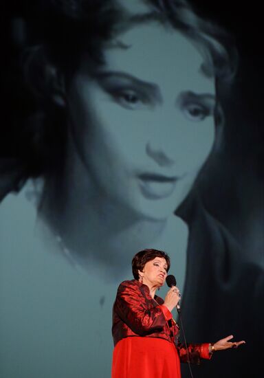 People's Artist of RSFSR Zinaida Kiriyenko celebrates her jubilee